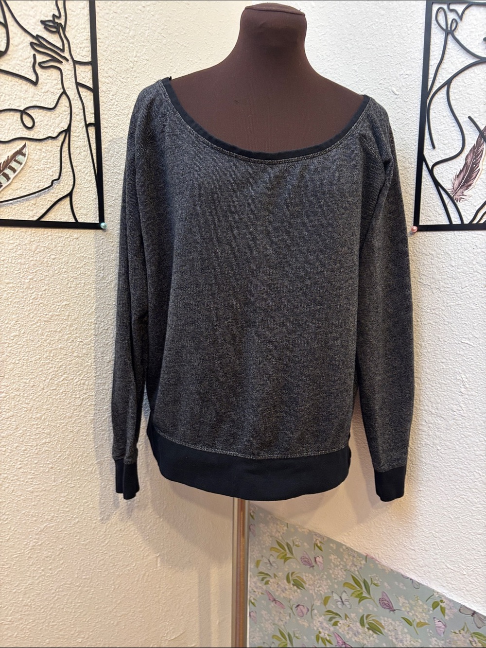 Pact Organic gray and black scoop neck long sleeve knit sweatshirt. Size L